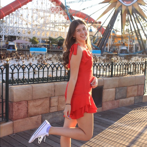 Meet your Posher, Vale - Picture 1 of 1